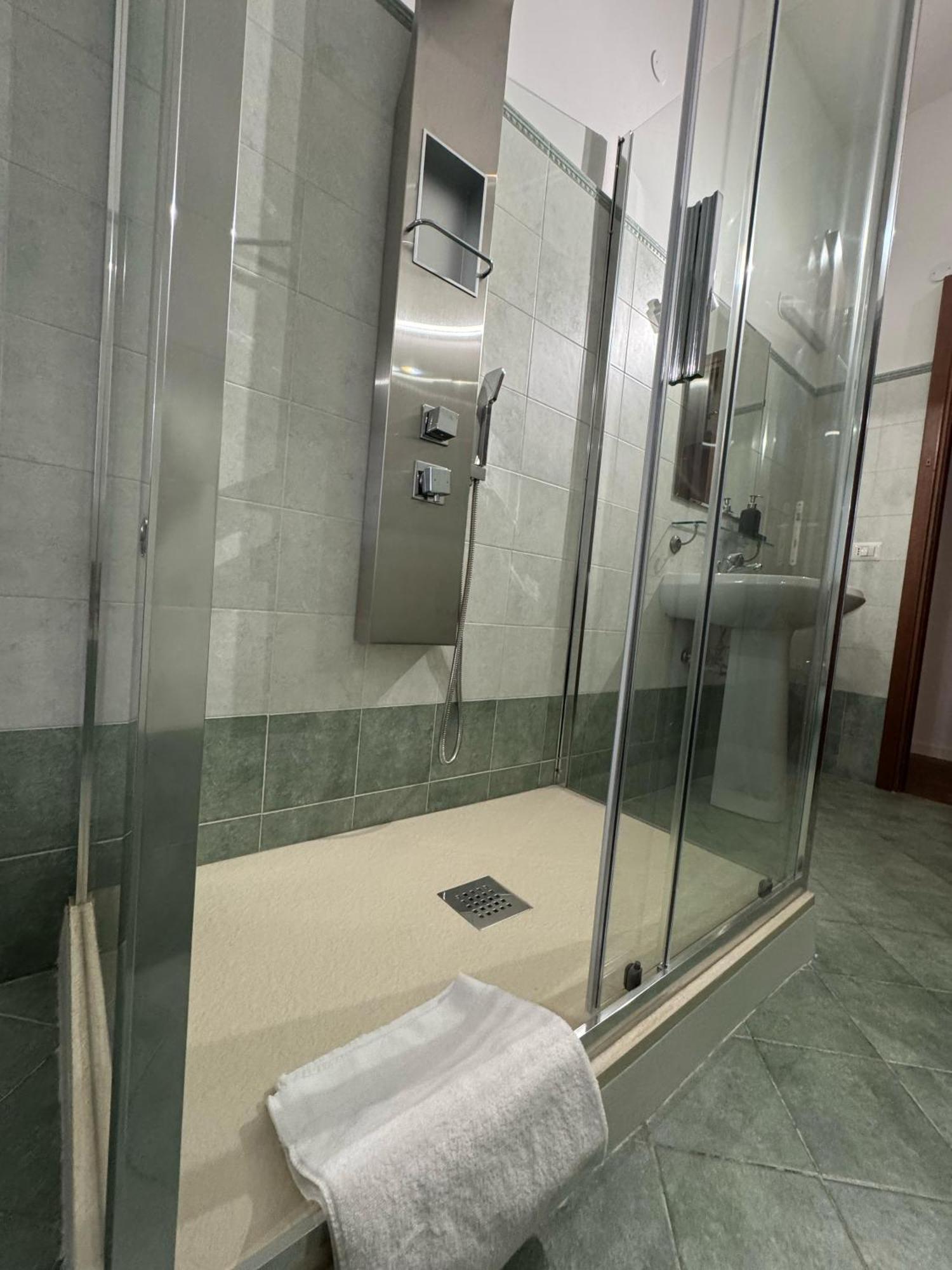 Residenza Piramide Guest house Rome