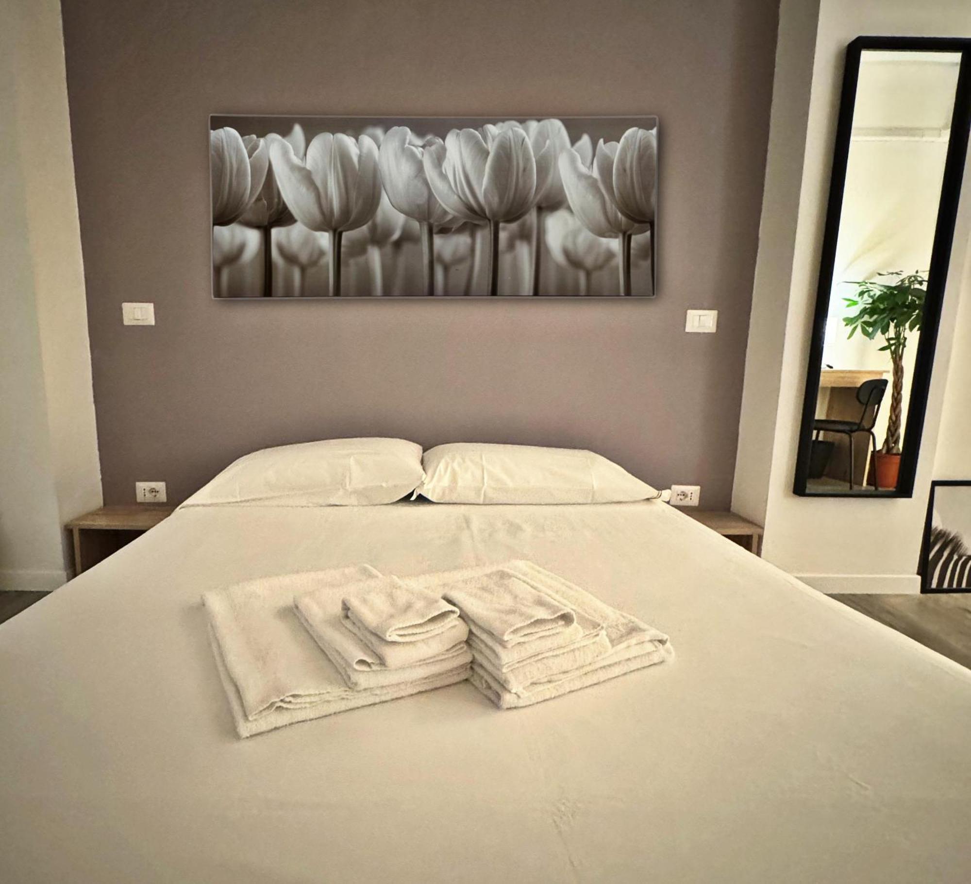 Residenza Piramide Rome